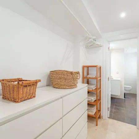 Beautiful Townhouse Beachfront 別荘 *