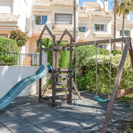 Beautiful Townhouse Beachfront *