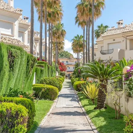 別荘 Beautiful Townhouse Beachfront