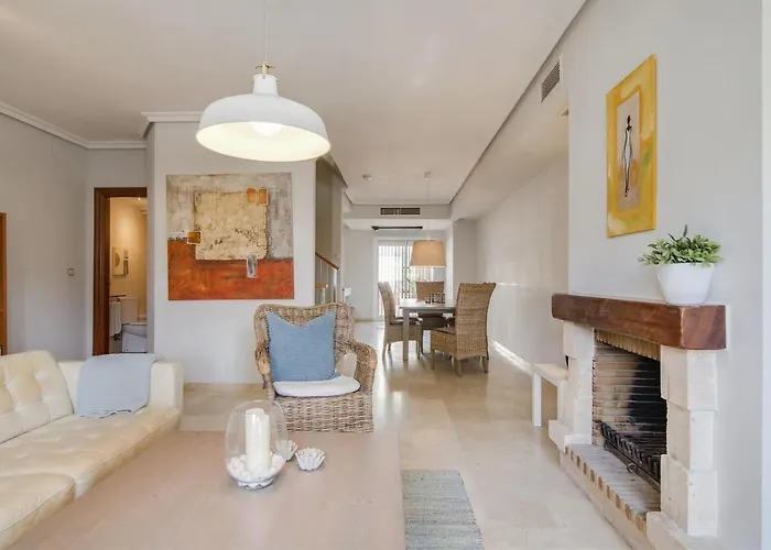 Beautiful Townhouse Beachfront Feriehus Marbella